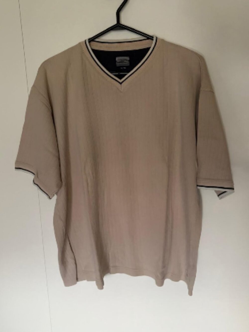 Men’s Short-Sleeve V-Neck Sweater Tee With White and Blue Trim from Positano